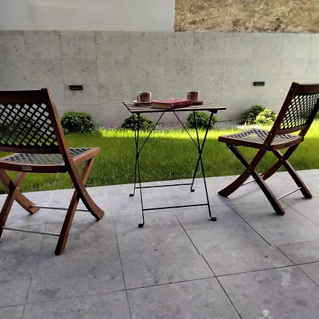 Апартаменты Eutopia Urban Elegant